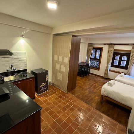 Karuna Hotel Patan Kathmandu Extérieur photo