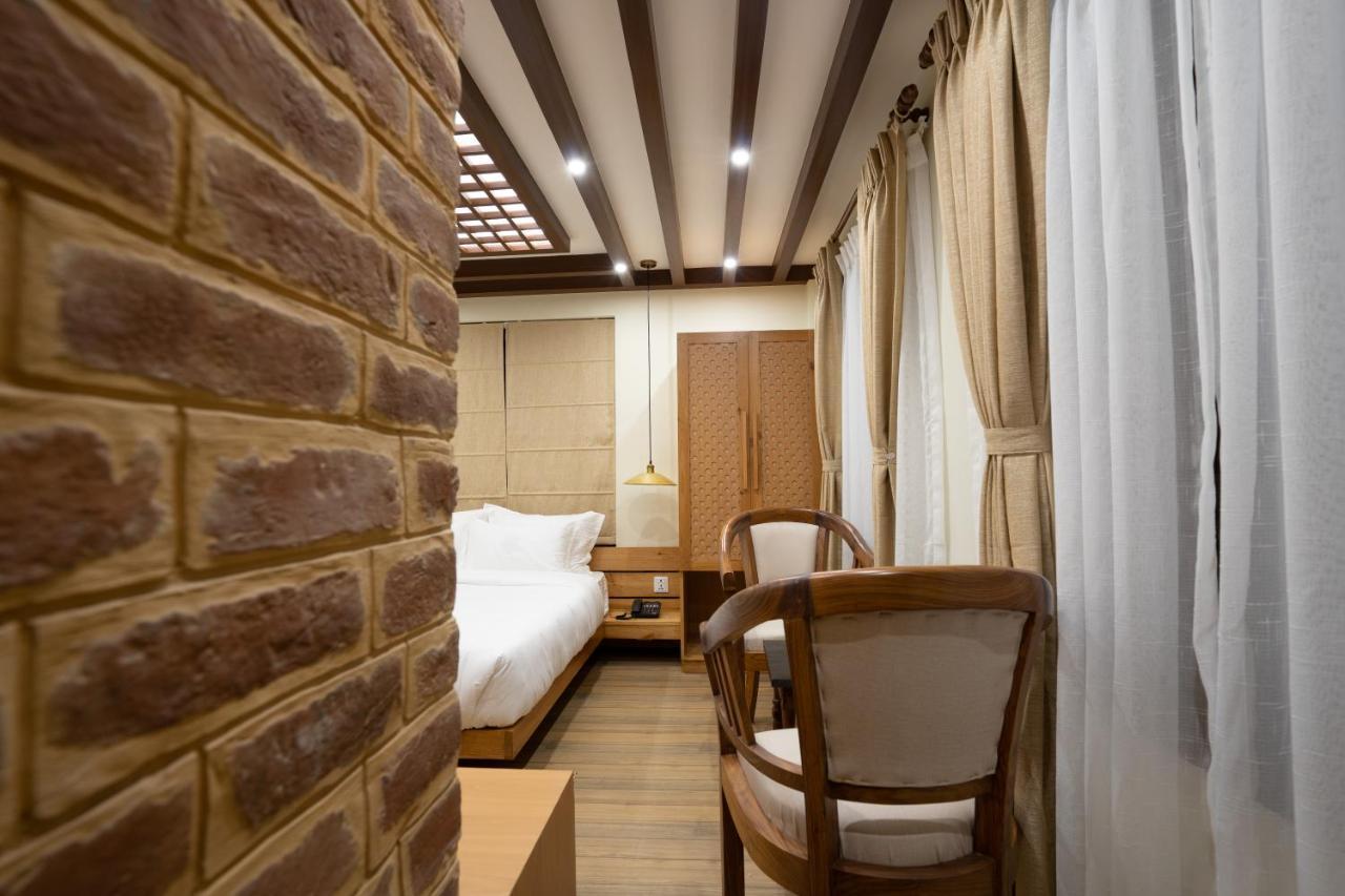 Karuna Hotel Patan Kathmandu Extérieur photo