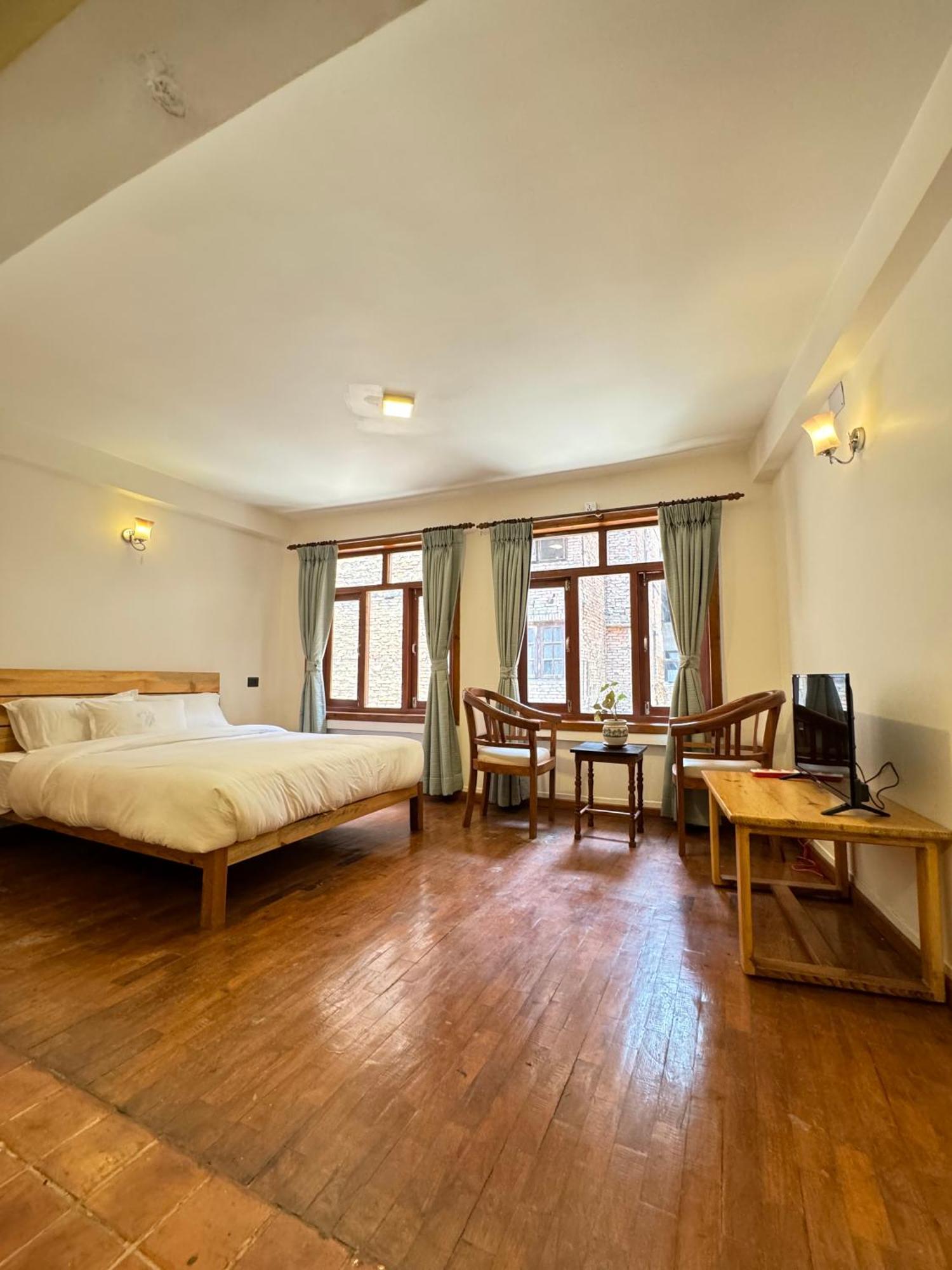 Karuna Hotel Patan Kathmandu Extérieur photo