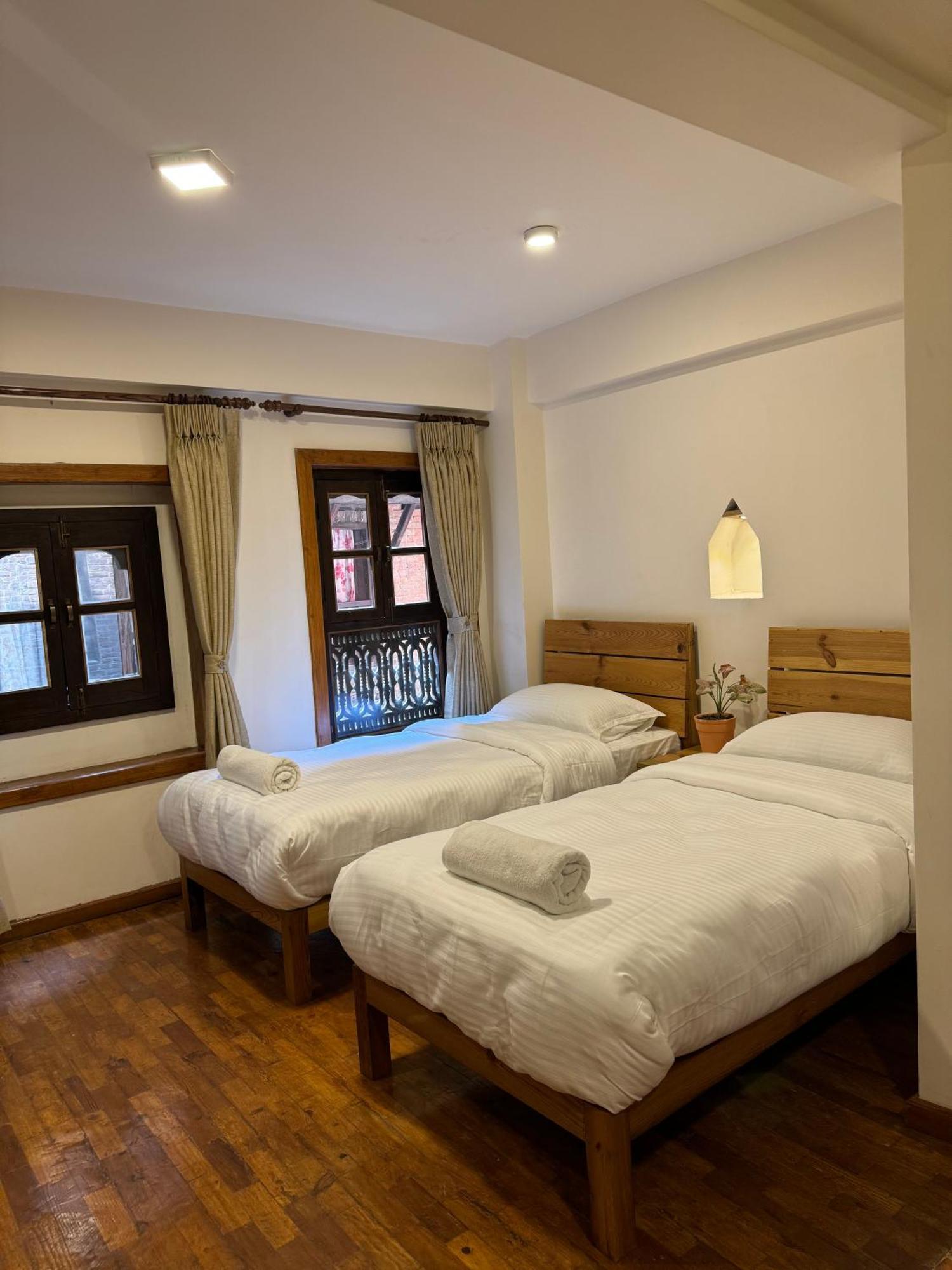 Karuna Hotel Patan Kathmandu Extérieur photo