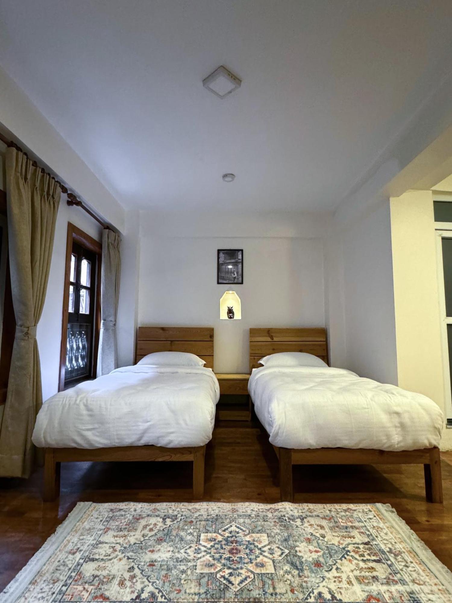 Karuna Hotel Patan Kathmandu Extérieur photo