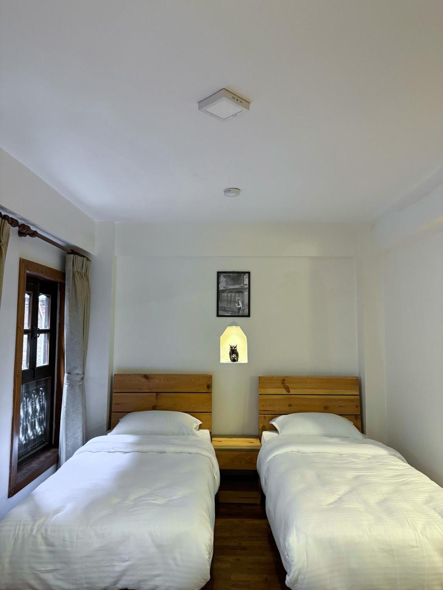 Karuna Hotel Patan Kathmandu Extérieur photo