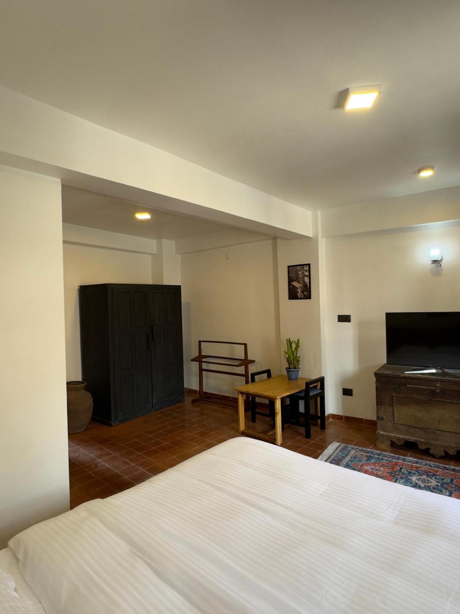 Karuna Hotel Patan Kathmandu Extérieur photo