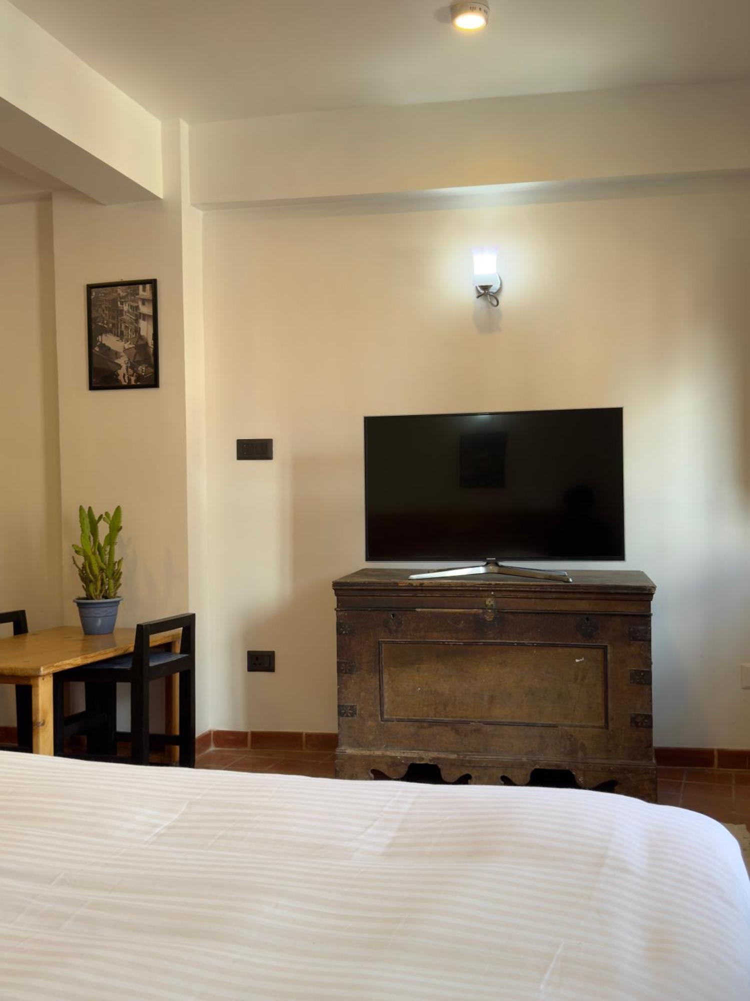 Karuna Hotel Patan Kathmandu Extérieur photo